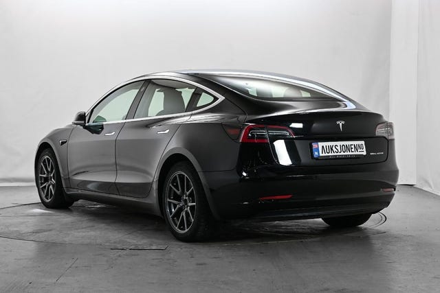 5YJ3E7EBXKF239545 2019 TESLA MODEL 3-5