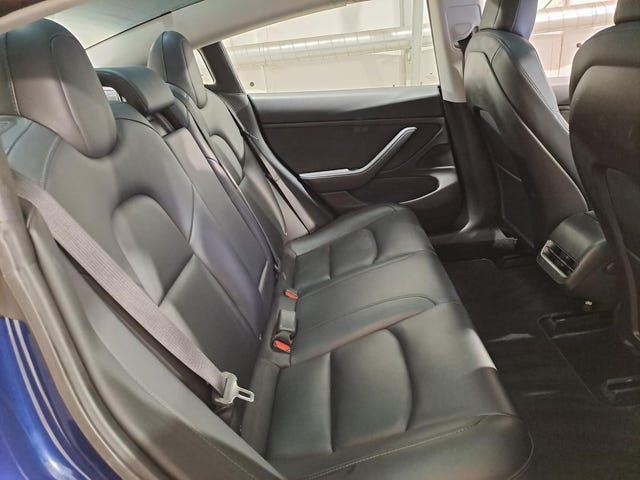 2019 TESLA MODEL 3 - 11