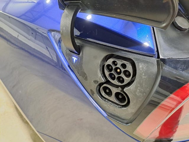2019 TESLA MODEL 3 - 39