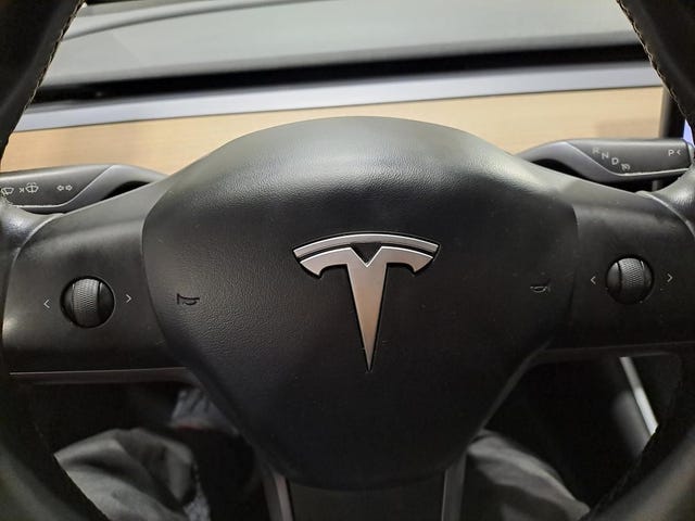 2019 TESLA MODEL 3 - 30