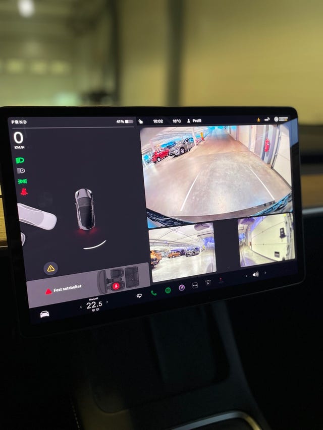 2021 TESLA MODEL 3 - 25