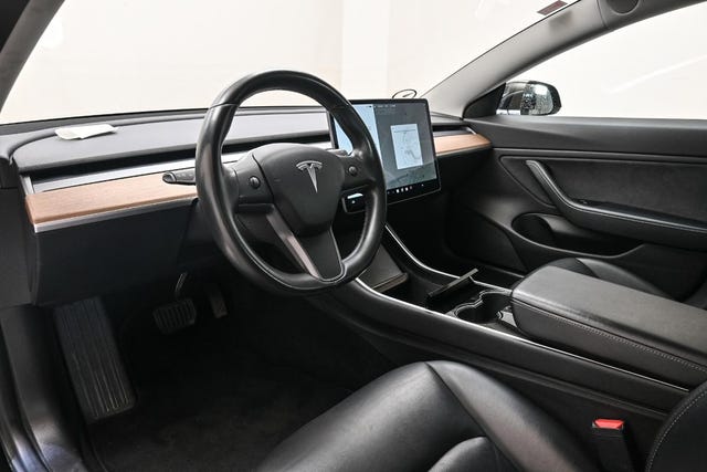 2019 TESLA MODEL 3 - 10