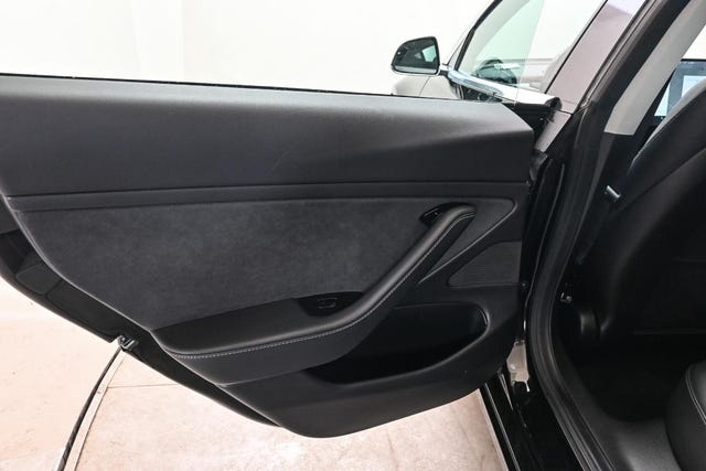 2019 TESLA MODEL 3 - 13