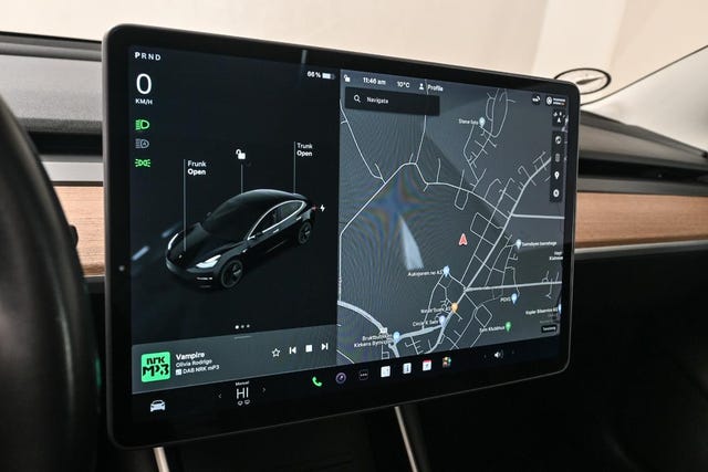 2019 TESLA MODEL 3 - 23