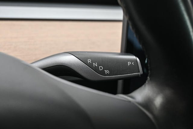 2019 TESLA MODEL 3 - 31