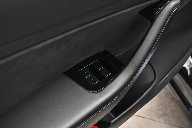 2019 TESLA MODEL 3 - 8