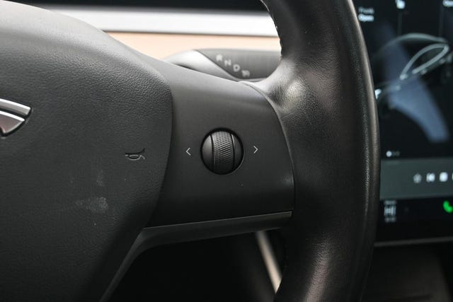 2019 TESLA MODEL 3 - 30