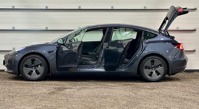 5YJ3E7EB8MF887016 2021 TESLA MODEL 3-4