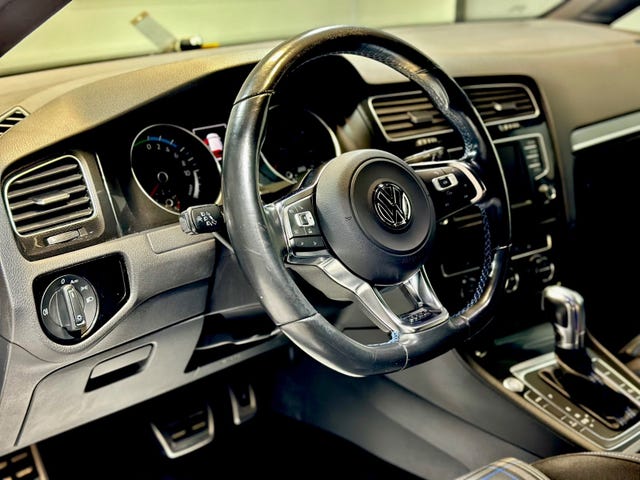 2015 VOLKSWAGEN GOLF - 13