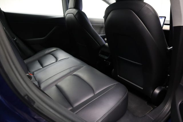 2019 TESLA MODEL 3 - 16
