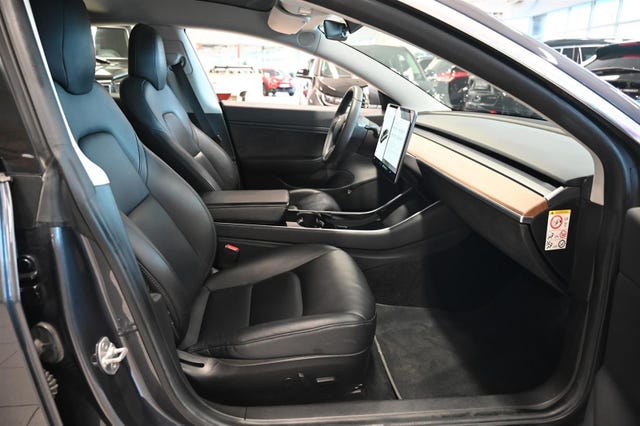 2019 TESLA MODEL 3 - 29