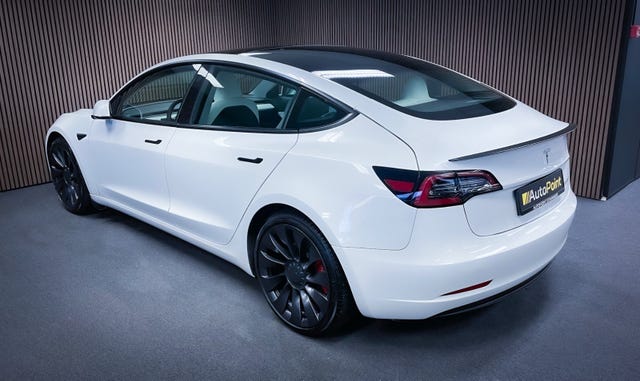 5YJ3E7EC4MF836640 2021 TESLA MODEL 3-5