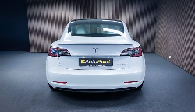 5YJ3E7EC4MF836640 2021 TESLA MODEL 3-4