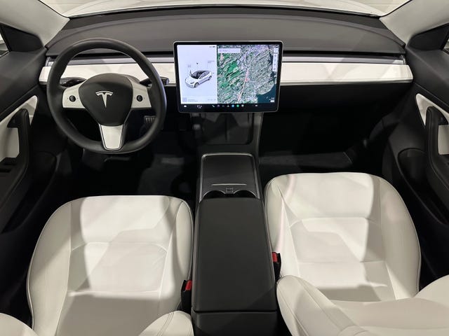 2021 TESLA MODEL 3 - 17