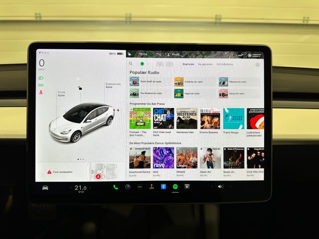 2021 TESLA MODEL 3 - 26