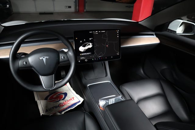 2021 TESLA MODEL 3 - 27