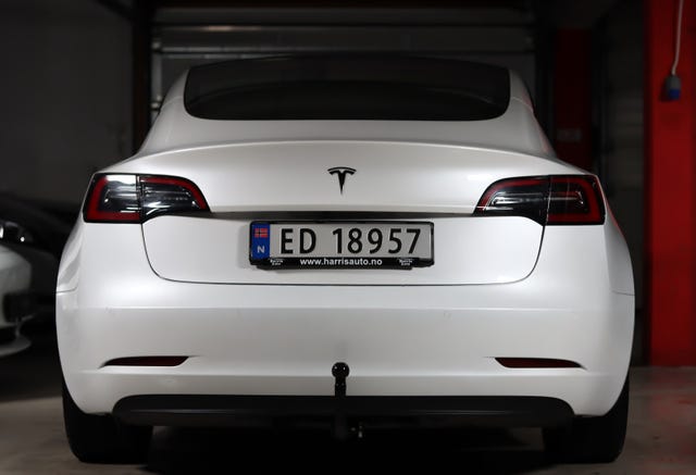 2021 TESLA MODEL 3 - 9