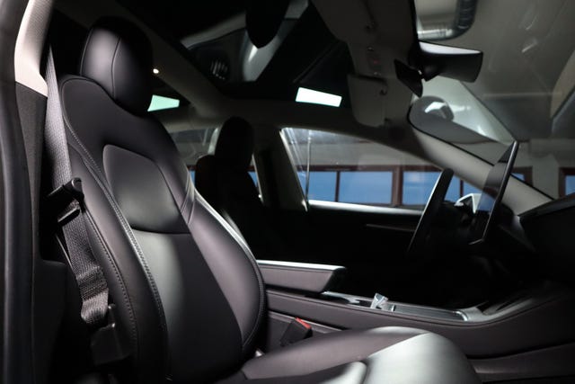 2021 TESLA MODEL 3 - 24
