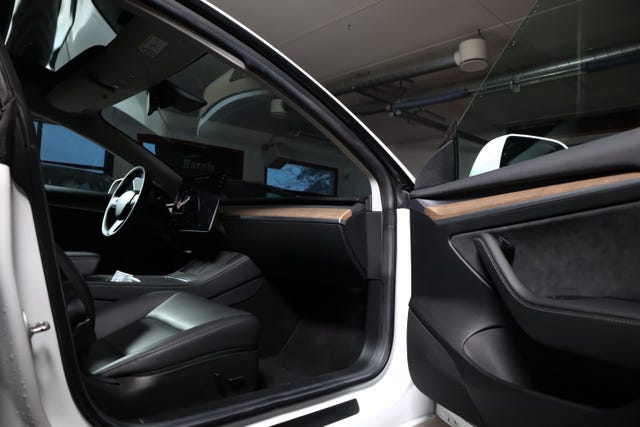 2021 TESLA MODEL 3 - 22