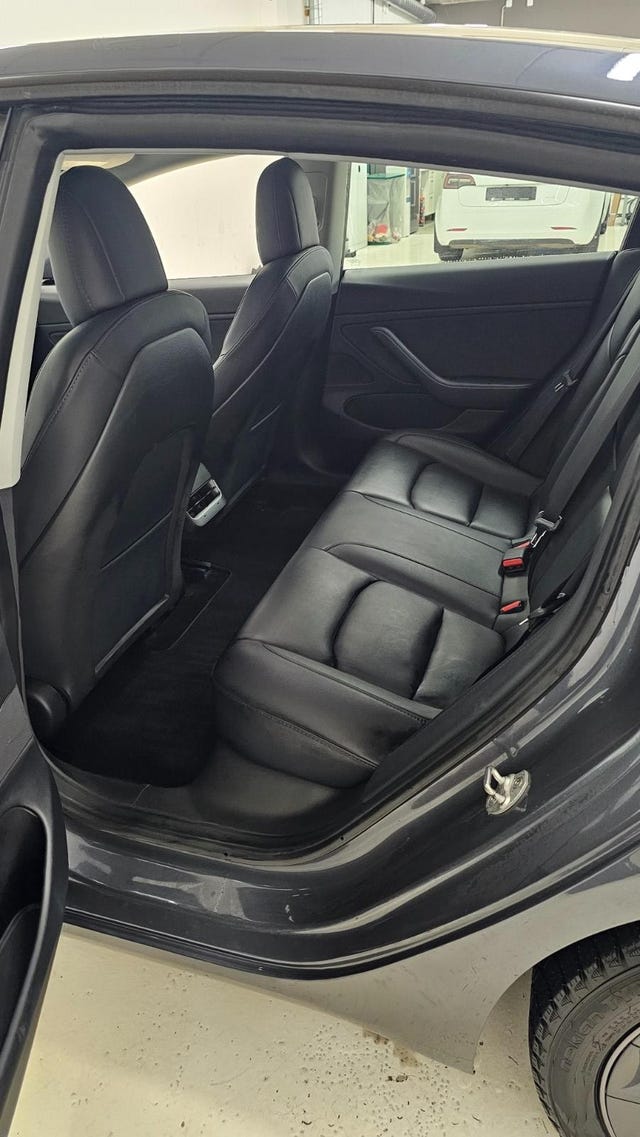 2021 TESLA MODEL 3 - 11