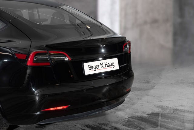 2021 TESLA MODEL 3 - 10