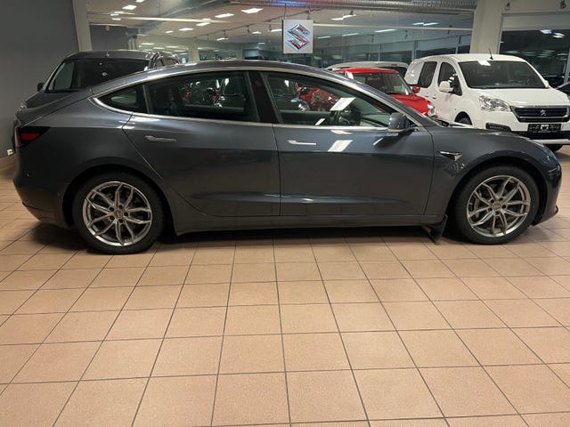 2019 TESLA MODEL 3 - 8