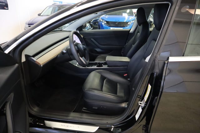 2019 TESLA MODEL 3 - 11