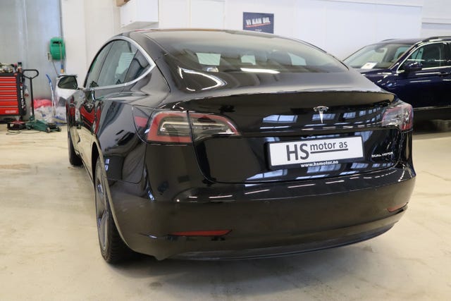 5YJ3E7EB6KF446076 2019 TESLA MODEL 3-4