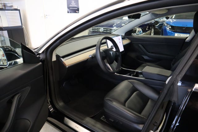 2019 TESLA MODEL 3 - 10