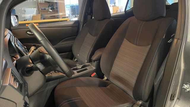2021 NISSAN LEAF - 13