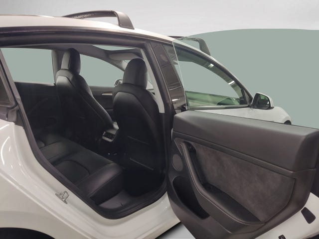 2021 TESLA MODEL 3 - 24
