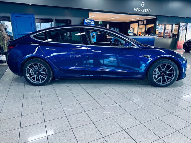 2019 TESLA MODEL 3 - 8