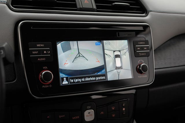 2019 NISSAN LEAF - 21