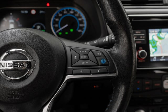 2019 NISSAN LEAF - 18