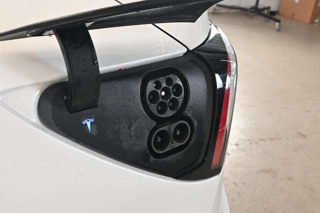 2021 TESLA MODEL 3 - 37