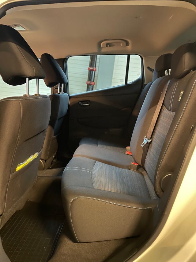 2021 NISSAN LEAF - 12