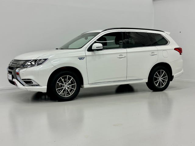 JMBXDGG3WLZ002055 2020 MITSUBISHI OUTLANDER-2