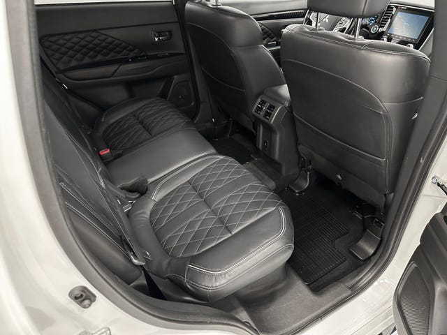 2020 MITSUBISHI OUTLANDER - 30