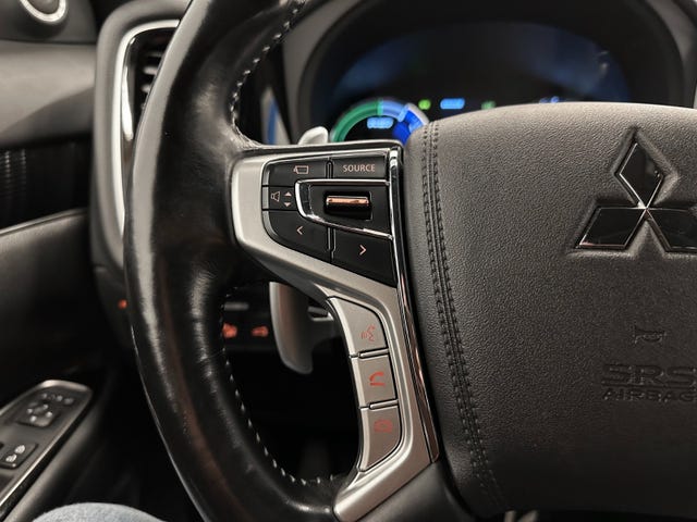 2020 MITSUBISHI OUTLANDER - 15