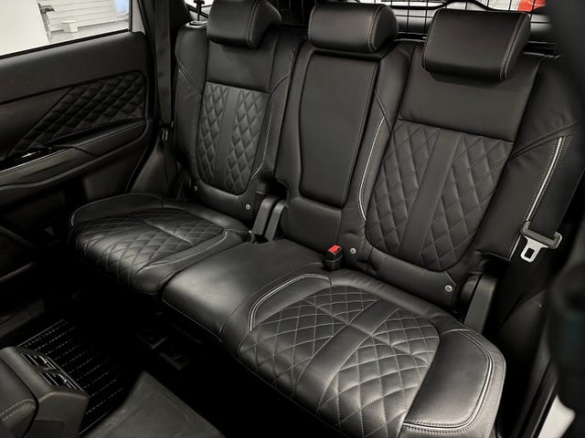 2020 MITSUBISHI OUTLANDER - 33