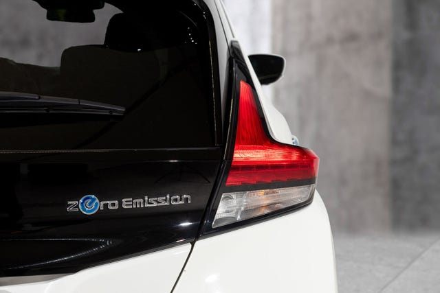 2021 NISSAN LEAF - 7