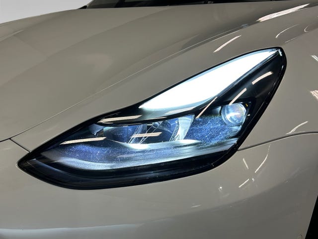 2021 TESLA MODEL 3 - 14