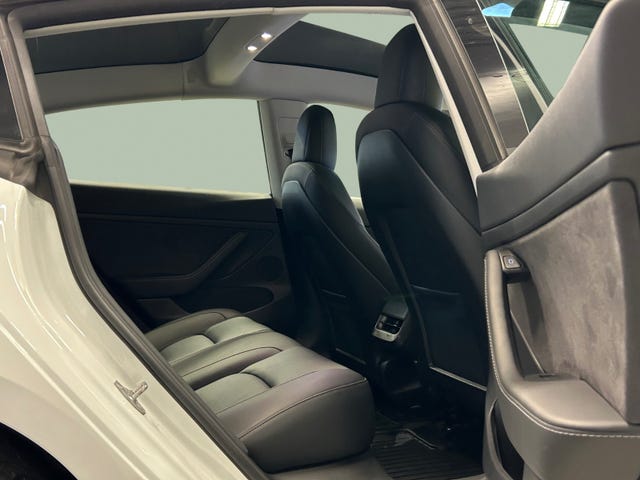 2021 TESLA MODEL 3 - 19