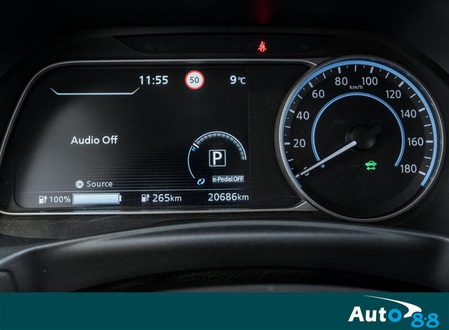 2021 NISSAN LEAF - 17