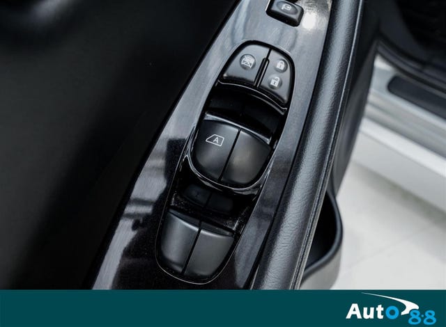 2021 NISSAN LEAF - 32