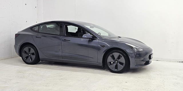 5YJ3E7EB9MF830999 2021 TESLA MODEL 3-2