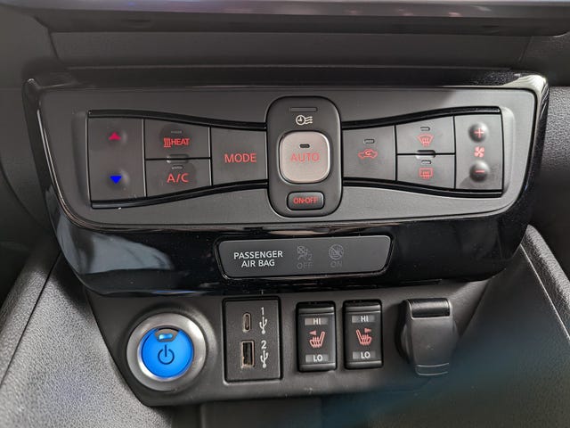 2021 NISSAN LEAF - 23