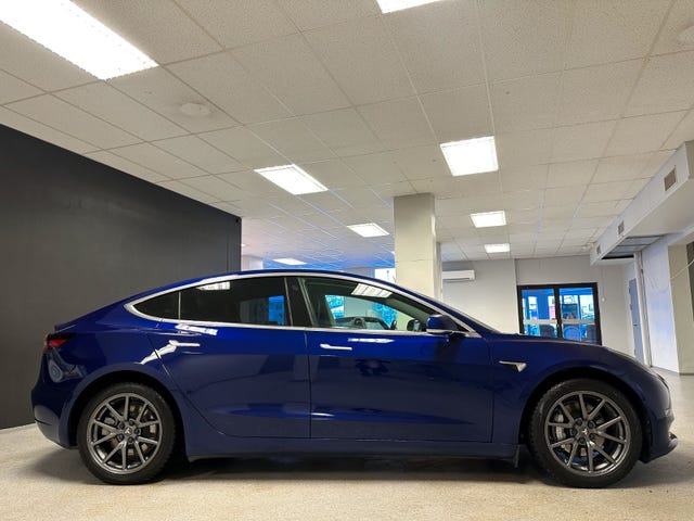 2019 TESLA MODEL 3 - 8