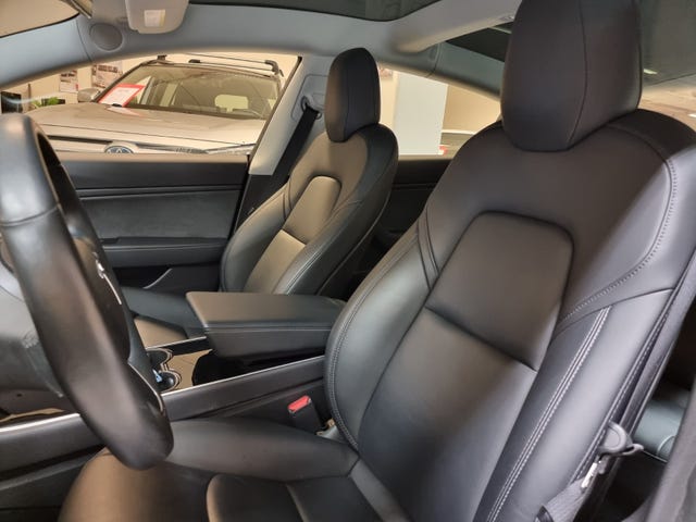 2019 TESLA MODEL 3 - 8