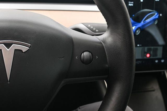 2019 TESLA MODEL 3 - 22
